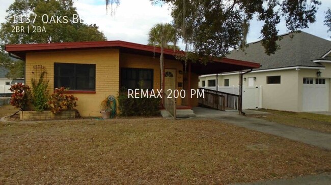 Primary Photo - Charming Home in a Beautiful Winter Park N...