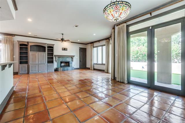Building Photo - 2121 Royal Dominion Ct