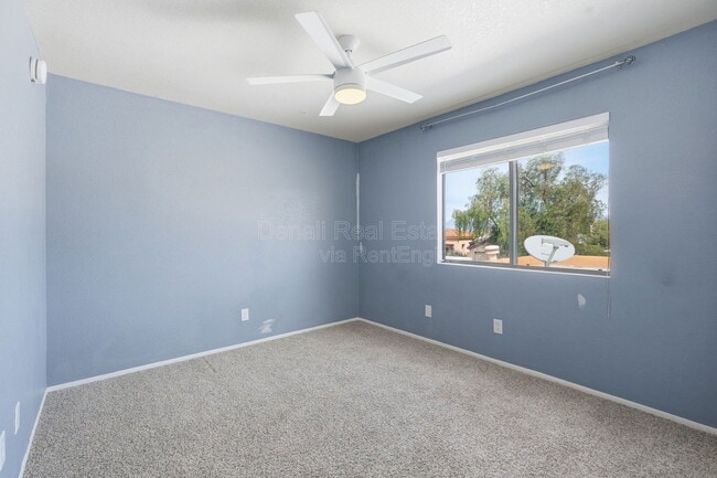 Building Photo - 10008 E Paseo San Ardo