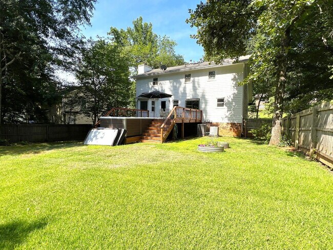 Building Photo - 3324 Devaughn Dr