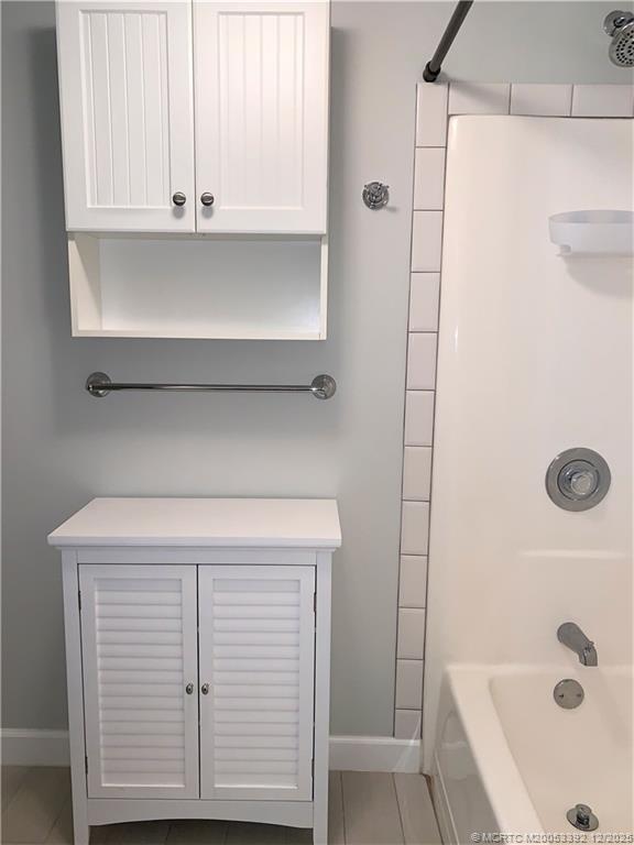 Building Photo - 3302 SE Aster Ln