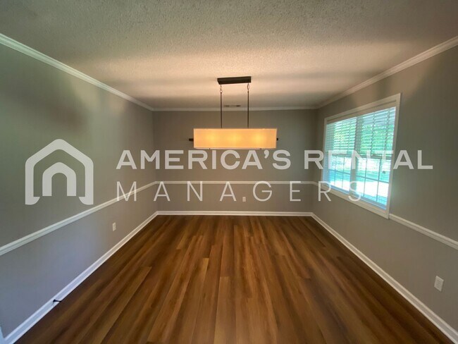 Building Photo - DEPOSIT PENDING!!! - Home for rent in Tuscaloosa! Available to View Now!