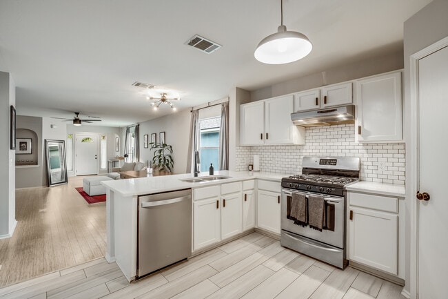 Building Photo - 5615 Steven Creek Way