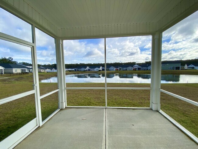 Building Photo - Light, Bright and Beautiful New Construction Home!