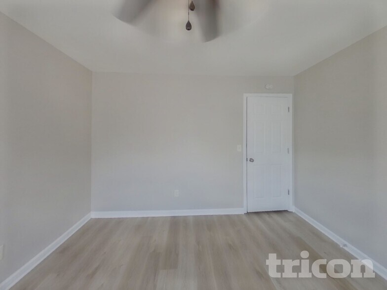 Building Photo - 7259 Madison Cir