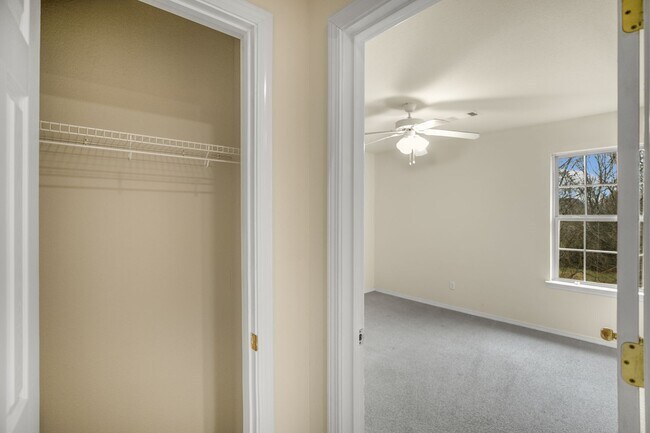Building Photo - Great Duplex in Riverwalk Farms