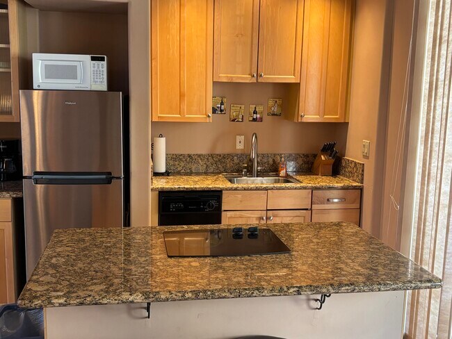 Building Photo - 46855 Mountain Cove Dr
