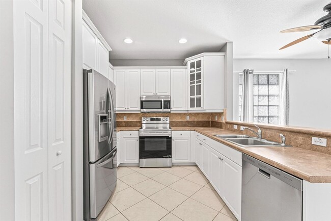 Building Photo - 443 Belle Grove Ln