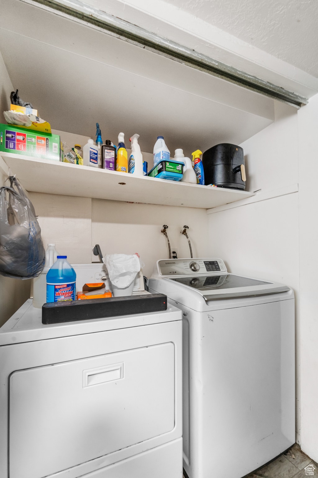 Building Photo - 2324 Quincy Ave