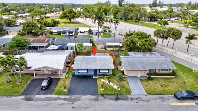 Building Photo - 4901 NW 27th Way