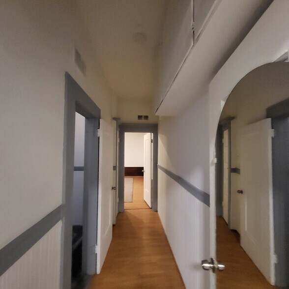 Building Photo - 1428 78th Ave