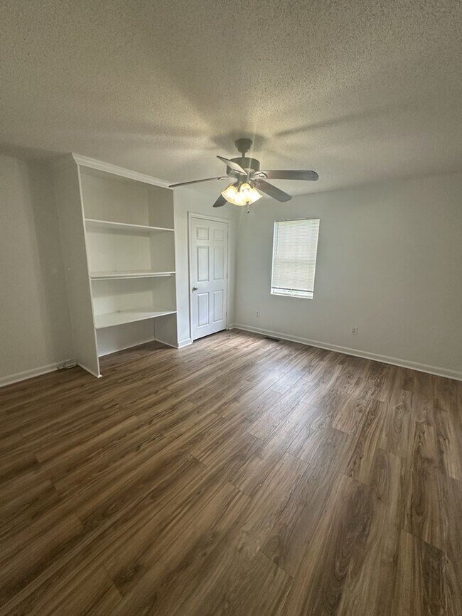 Building Photo - 6250 GA-136