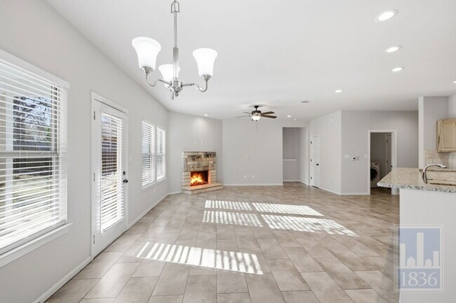 Building Photo - 14605 Running Deer Trail