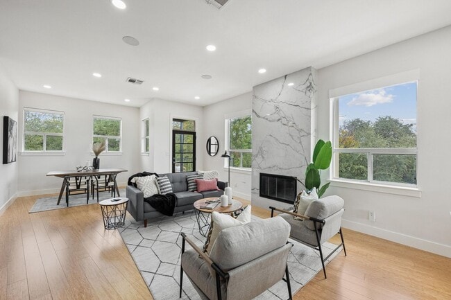 Building Photo - Stunning Condo For Lease off South 1st ST ...