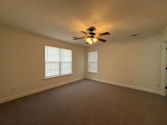 Building Photo - 3 bedroom, 2 bathroom home with fenced yard in Grovetown, GA