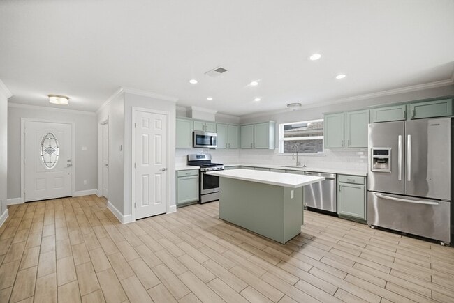 Building Photo - 3116 Creek Bank Ln