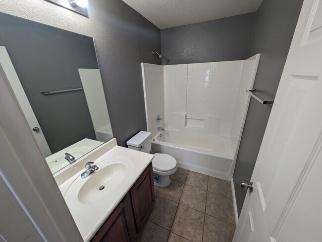 Building Photo - 9121 Spoonbill Ridge Pl
