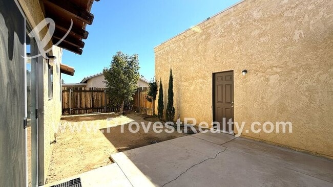 Building Photo - 21350 Laguna Rd