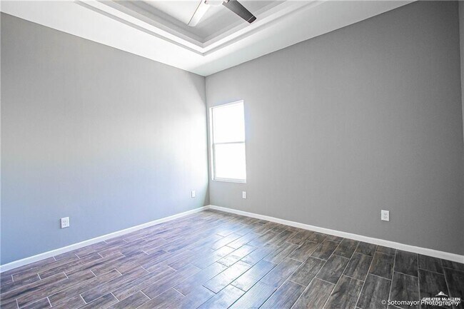 Building Photo - 19 Santa Isabel St