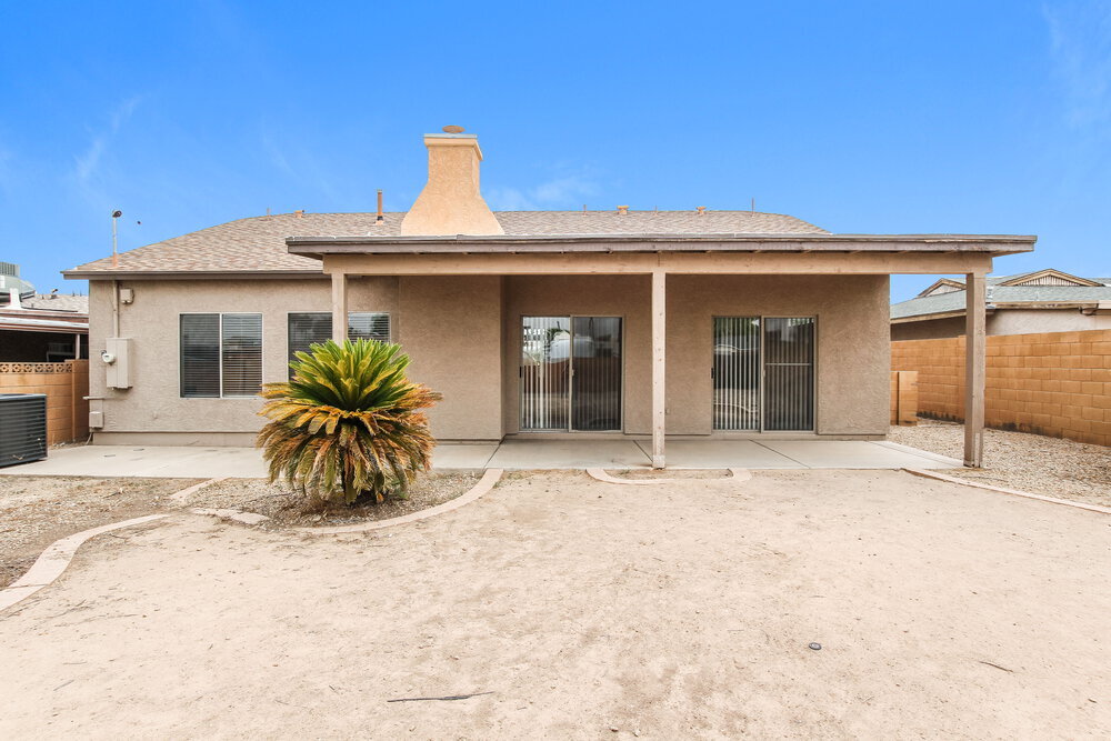 Building Photo - 1211 E Winter Dr