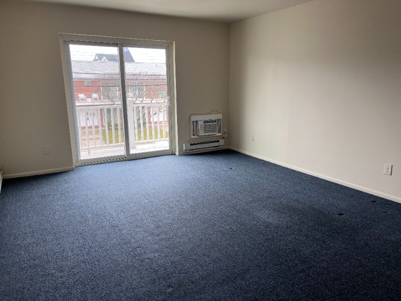 Building Photo - 200 3rd Ave