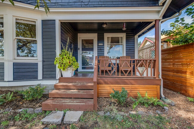 Building Photo - 5103 SE 64th Ave