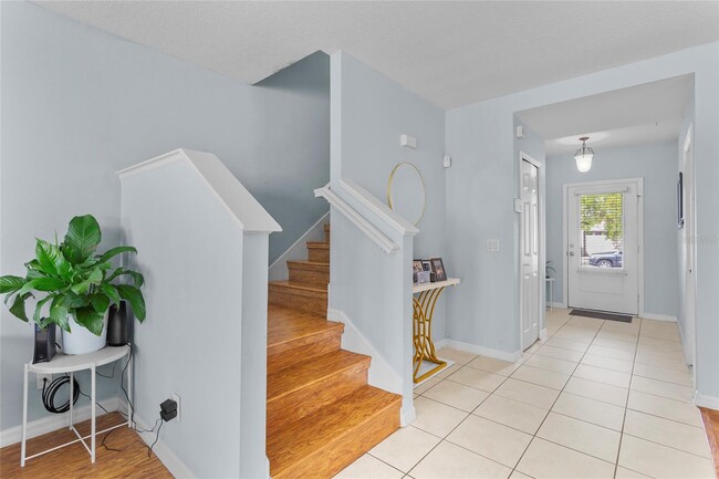 Building Photo - 2075 Cypress Bay Blvd