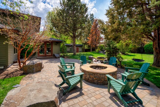 Building Photo - 61497 Orion Dr