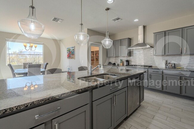 Building Photo - 5369 S Sierra Prieta Trl