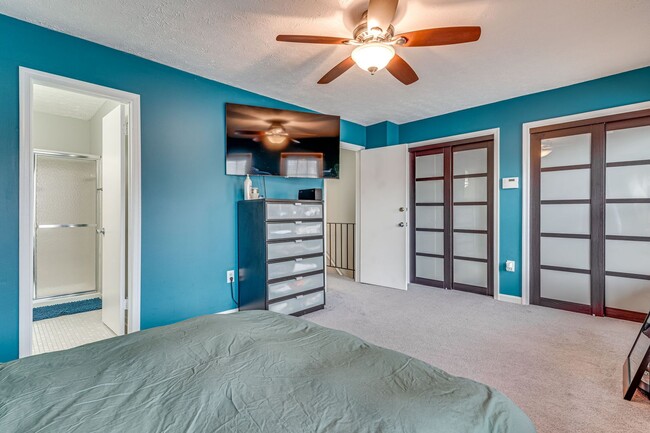 Building Photo - Charming 3 Bedroom Home in Prime Clinton L...