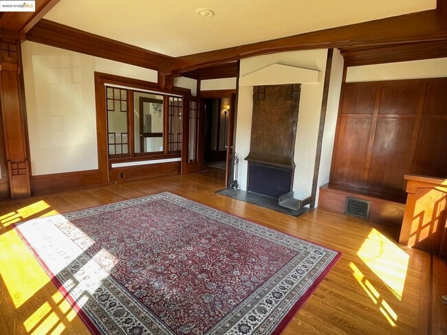 Building Photo - 741 Haddon Pl