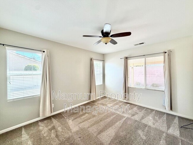 Building Photo - 33205 Gypsum St