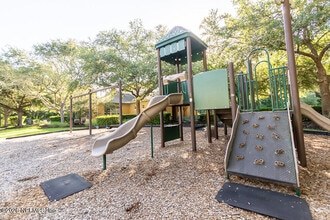 Building Photo - 14024 Corrine Cir