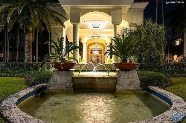 Building Photo - 9937 NW 47th Terrace