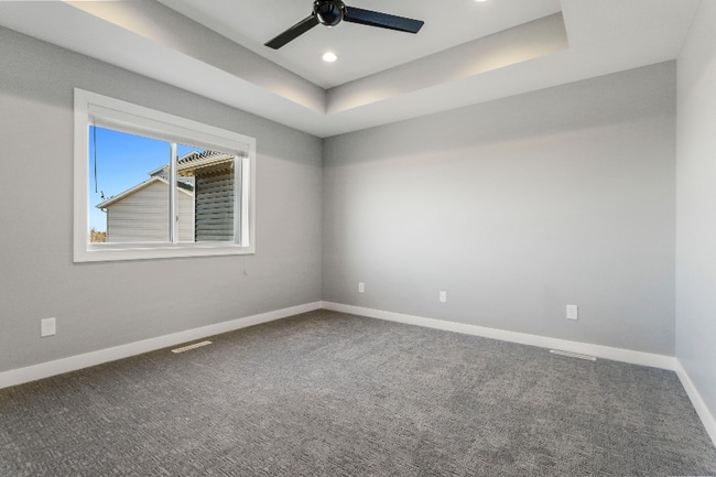 Building Photo - 168 Stonelake Dr SE