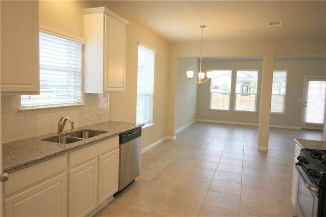 Building Photo - 11000 Bruneau Trail