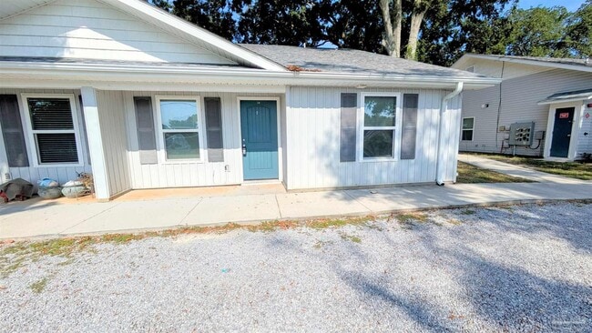 Primary Photo - 313 N Navy Blvd