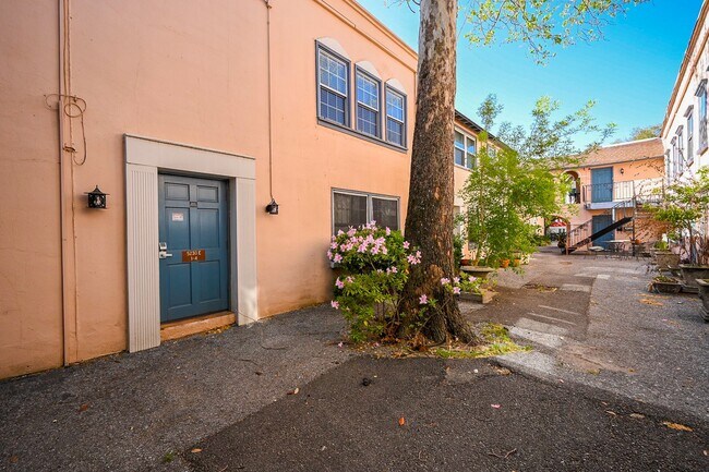 Building Photo - 5230 Arboles Dr