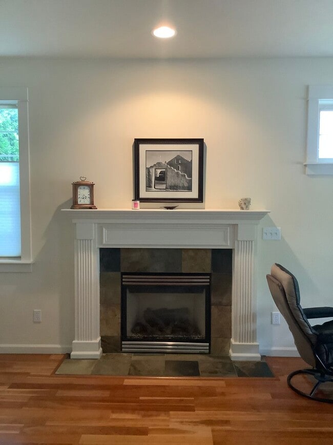 Building Photo - Three bedroom home near N. Mountain Nature Park. | Available April