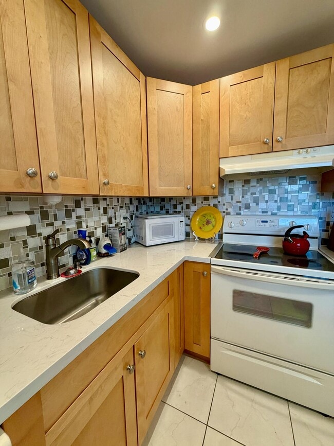 Building Photo - 368 Piedmont Trail