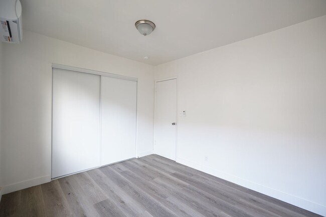 Building Photo - 3447-3449 Dwight Ave