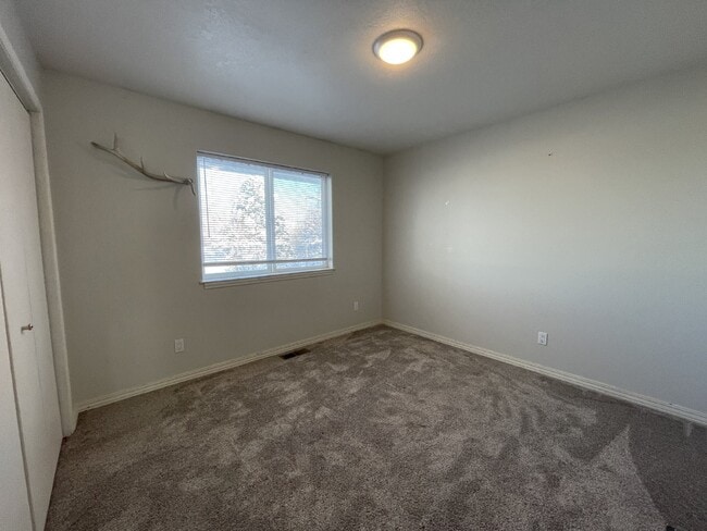 Building Photo - Charming 3 Bedroom, Single Level Home in Central Bozeman