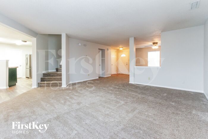 Building Photo - 5769 Woodland Trace Blvd