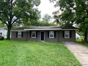 Building Photo - 4406 Gazette Dr SW