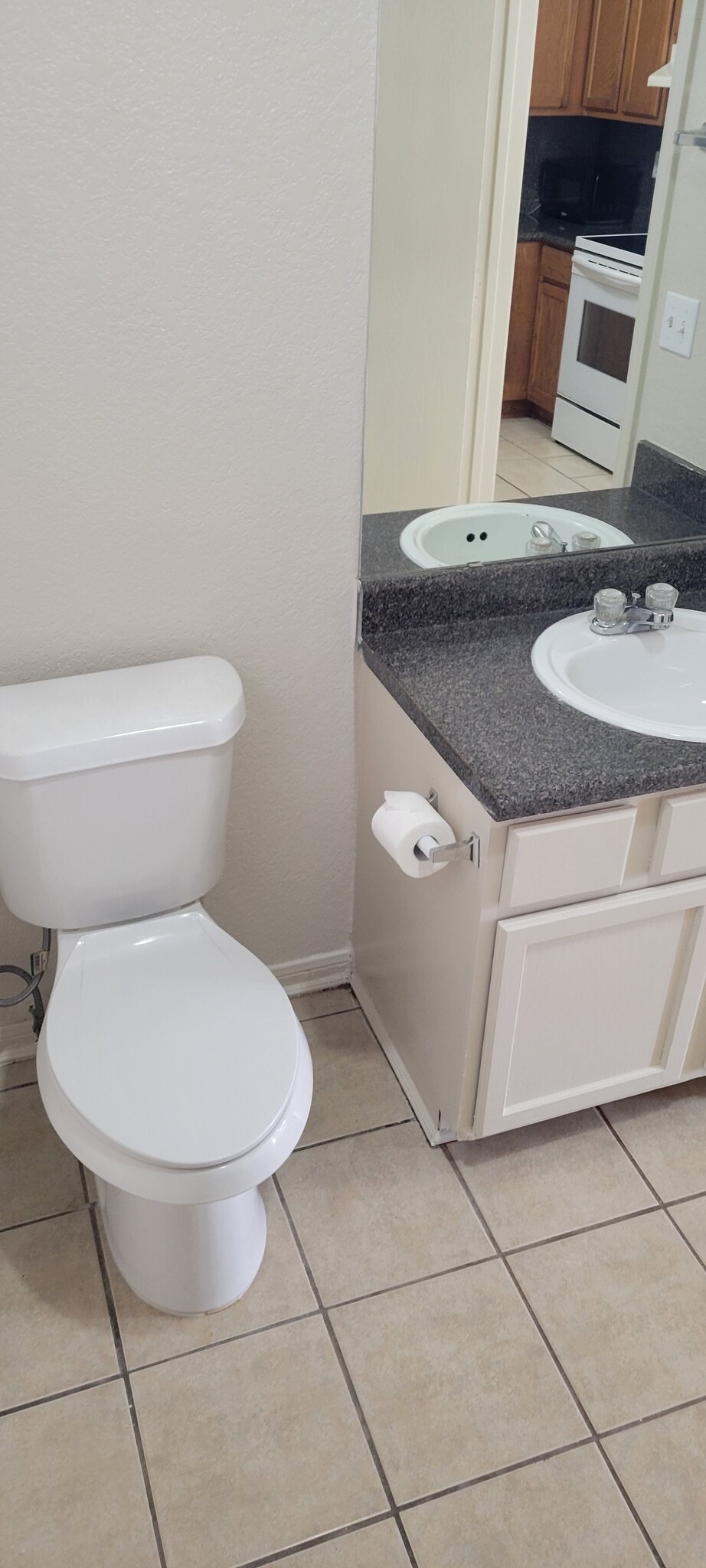 Building Photo - 3208 Hereford Ln