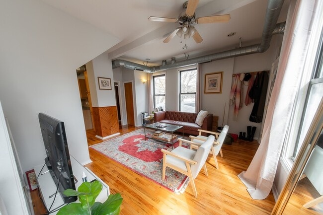 Building Photo - 1304 N Campbell Ave