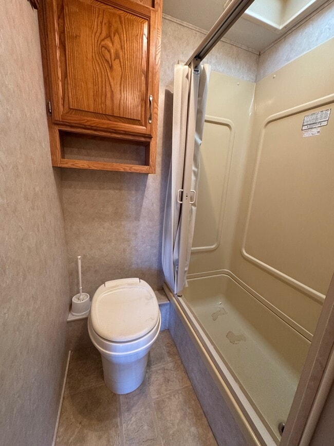 Building Photo - 1073 Old Lakeport Rd NW