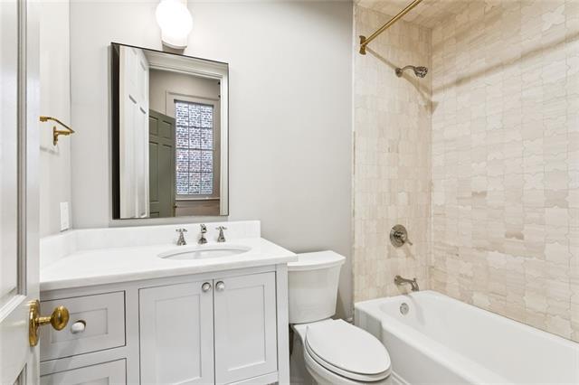 Building Photo - 632 Esplanade Ave