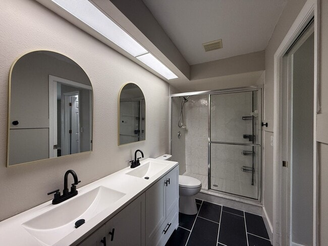 Building Photo - 4217 Avanti Cir