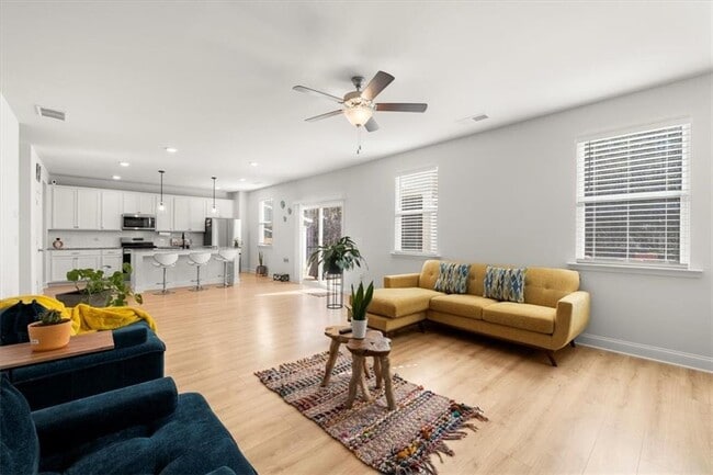 Building Photo - 29 Dew Drop Pointe
